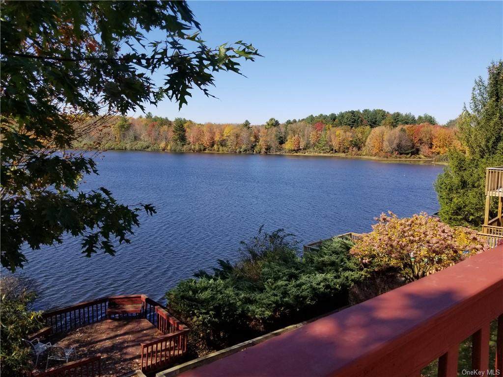 55 Lakeside Drive - Photo 1