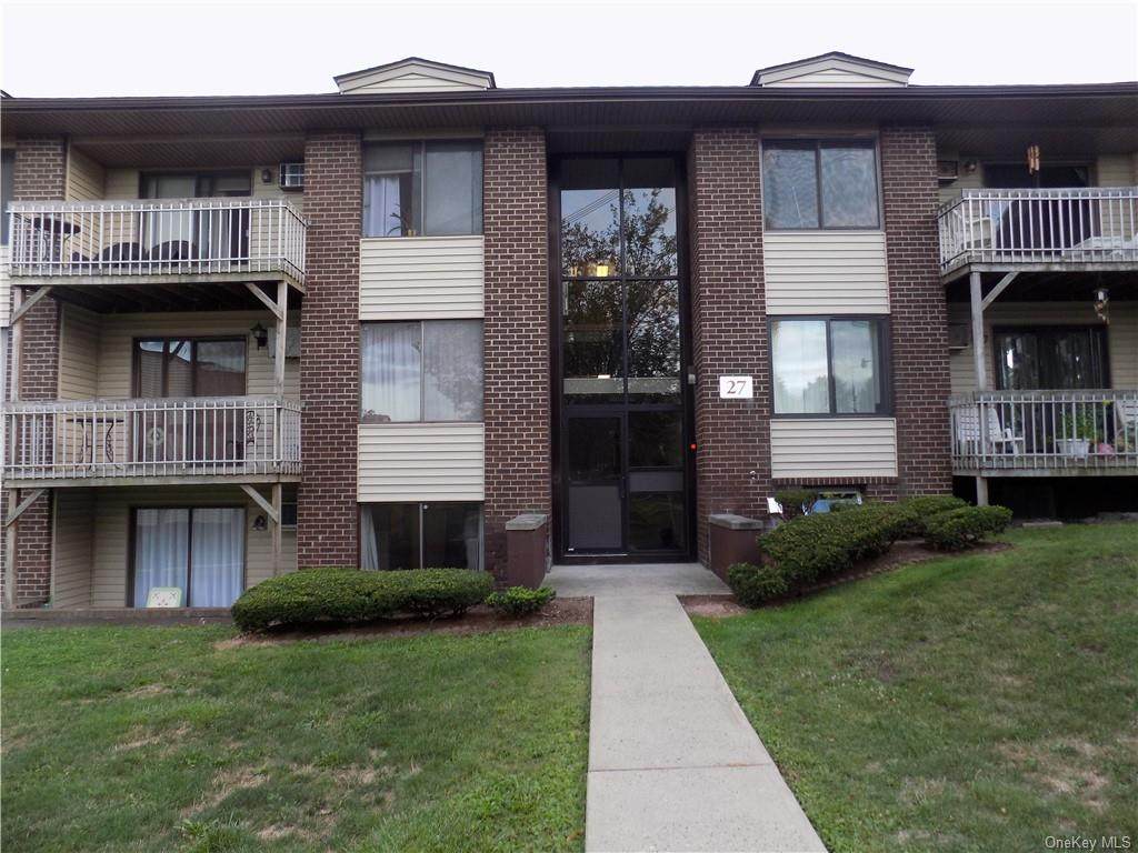273 Country Club Lane - Photo 1