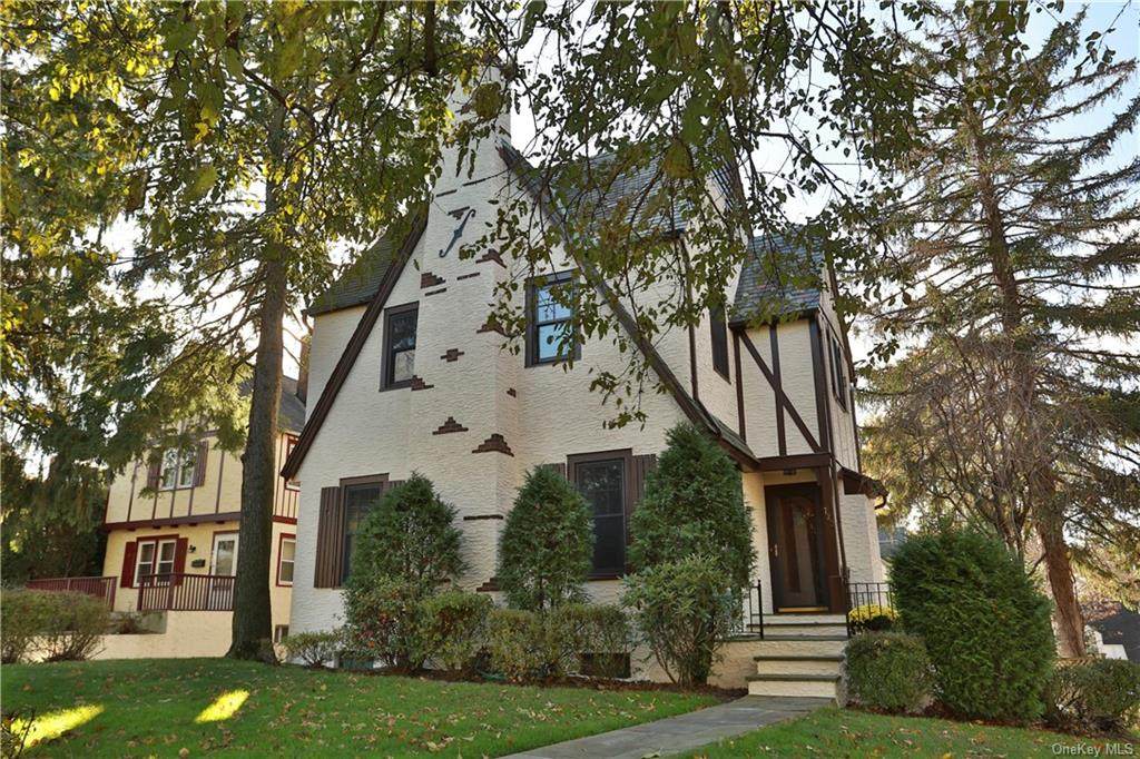 722 Webster Avenue - Photo 1 722 Webster Avenue - Photo 1