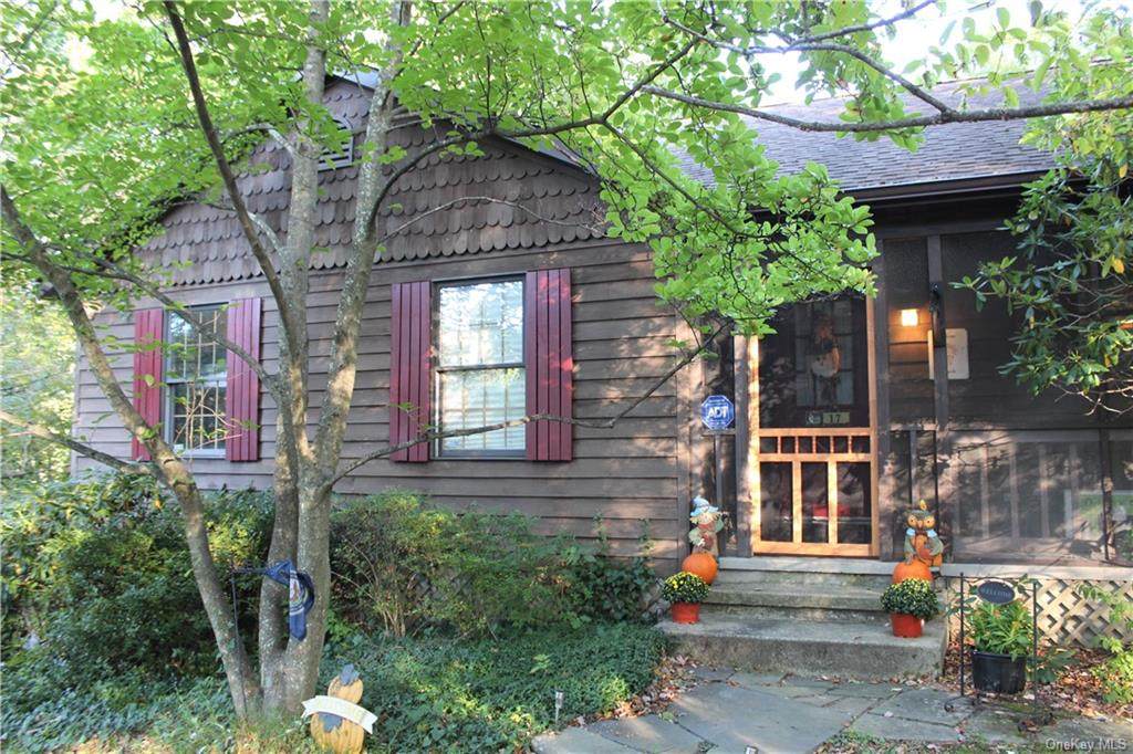 17 Red Barn Road - Photo 1