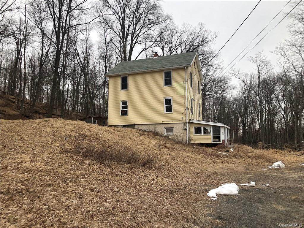 195 Montgomery Street - Photo 1