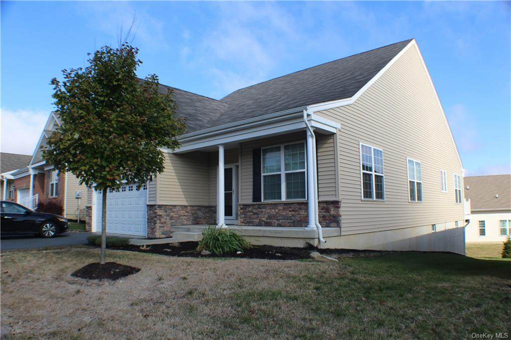 25 Cyprus Drive - Photo 1