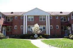 2 Bryant Crescent - Photo 1