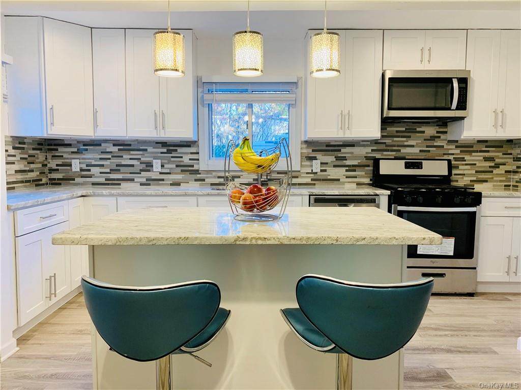 222 Cottage Street - Photo 1