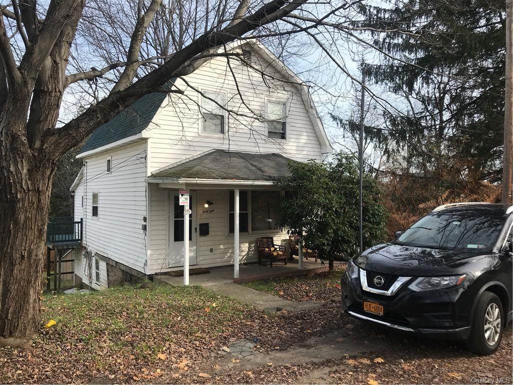 49 Railroad Avenue - Photo 1