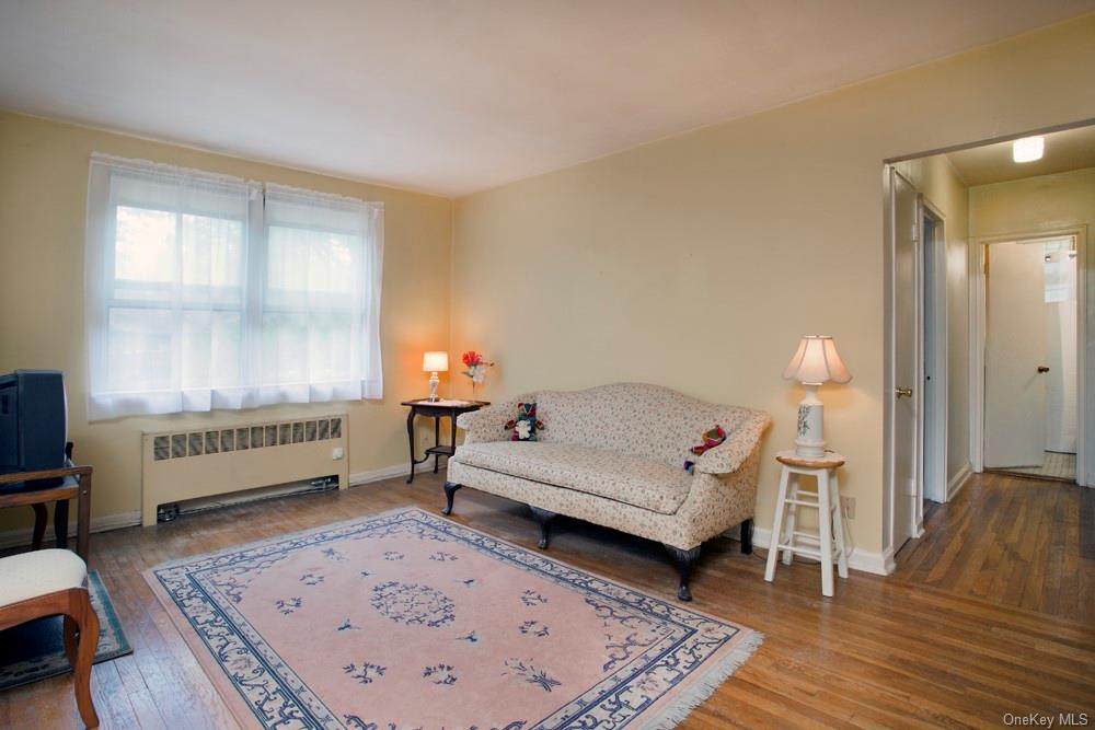 2 Bryant Crescent - Photo 1