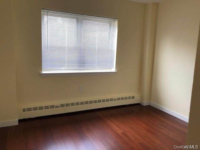 1 Lakeview Drive - Photo 1