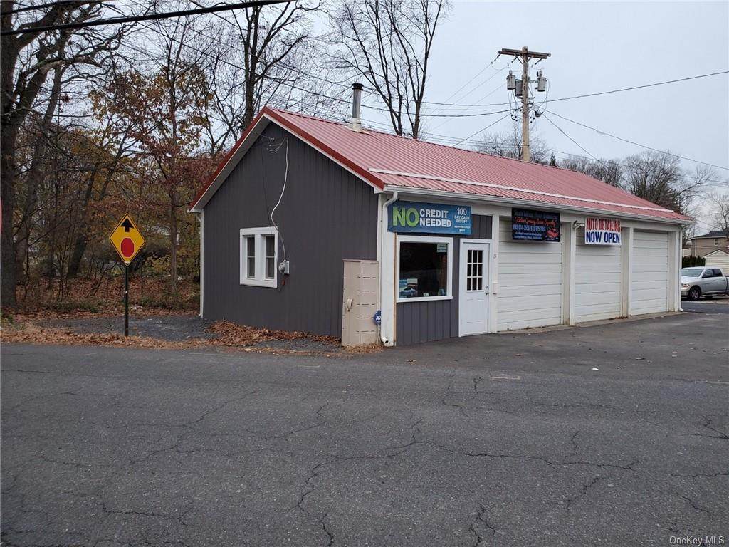 15 Commercial Avenue - Photo 1