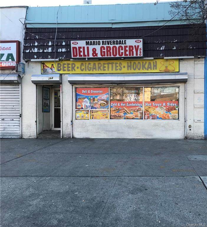 264 Riverdale - Photo 1