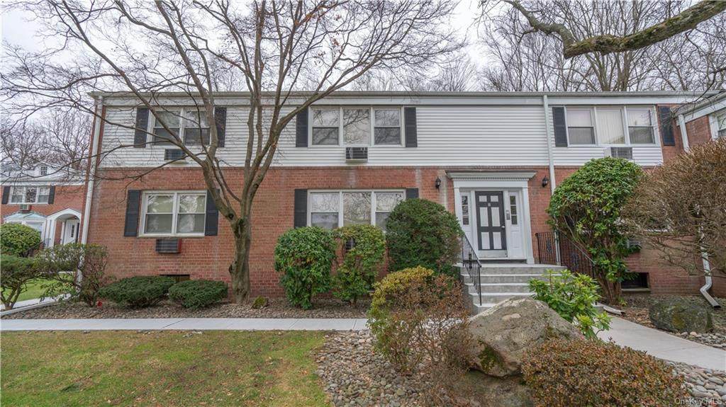 11 Lenox Ct - Photo 1