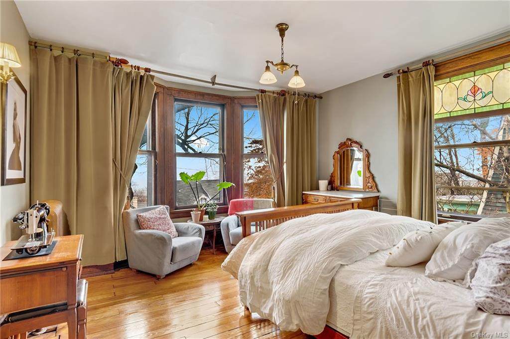 93 aka 7 Philipse Place - Photo 1