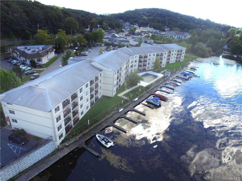 4 Marina Drive - Photo 1