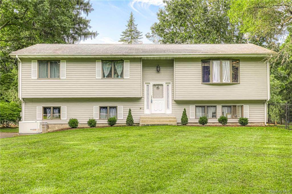 19 Bayard Lane - Photo 1