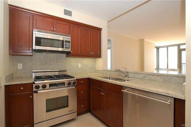 10 City Place - Photo 1