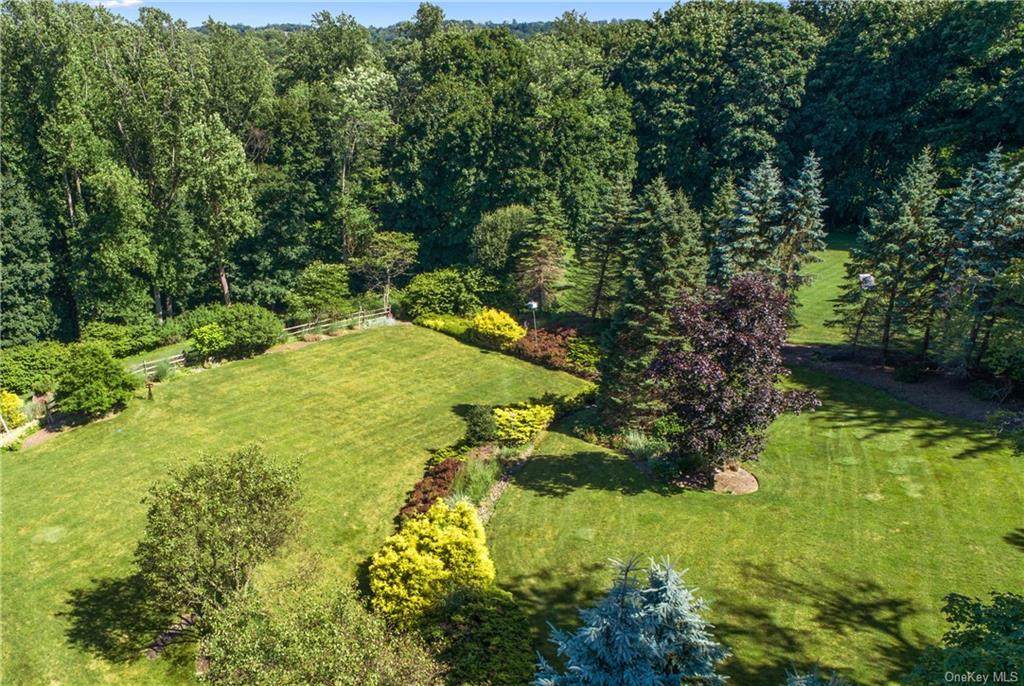 45 Algonquin Drive - Photo 1
