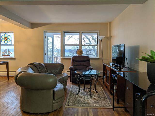 38 4th Avenue - Photo 1
