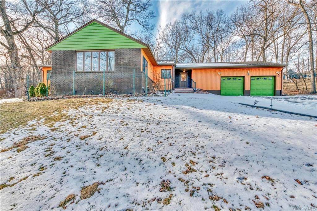 74 Lakeview Drive - Photo 1