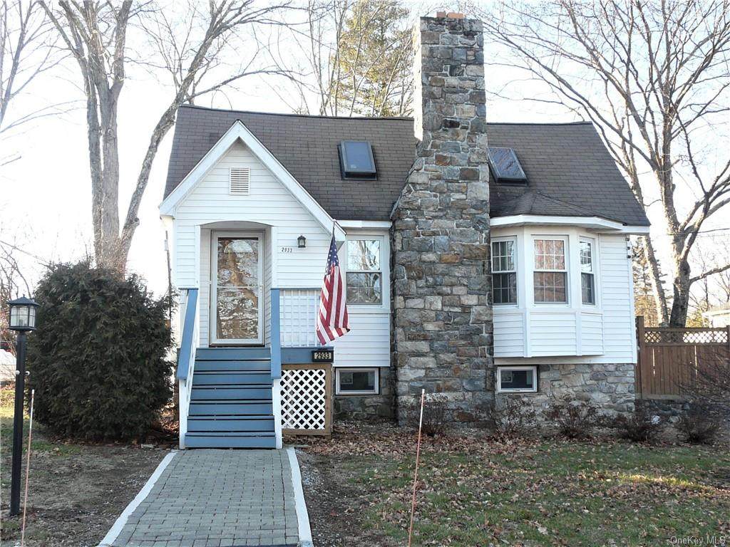 2933 Hyatt Street - Photo 1