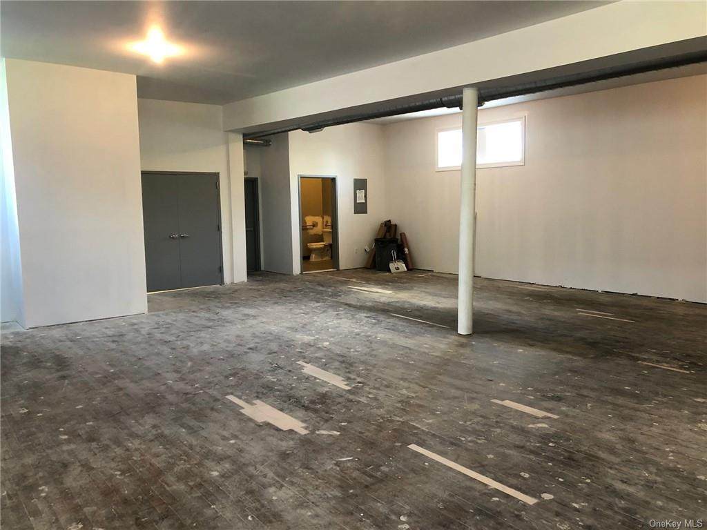 195 Main Street - Photo 1