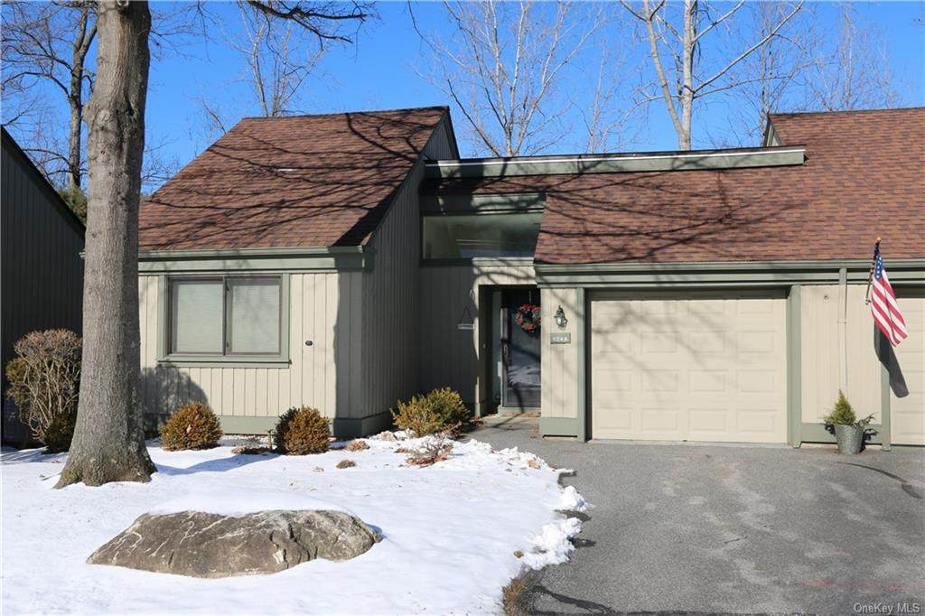 624 Heritage Hills - Photo 1