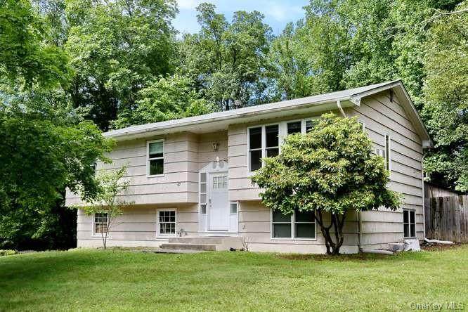 67 Laura Drive - Photo 1