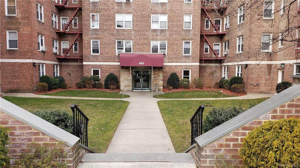 485 Bronx River Road - Photo 1