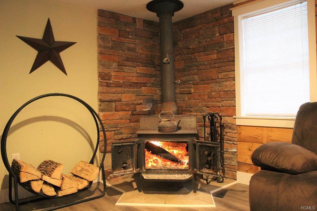 105 Cragsmoor Road - Photo 1