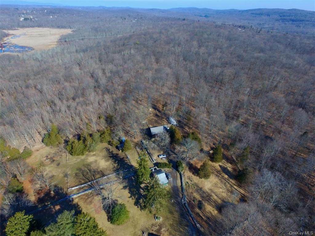 718 Fostertown Road - Photo 1