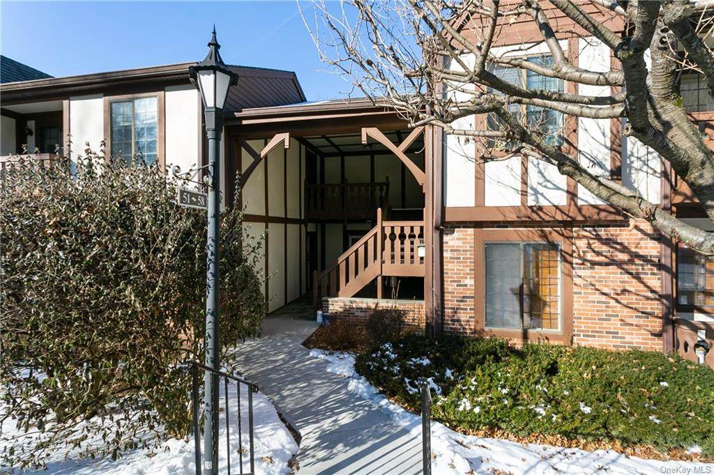 58 Foxwood Circle - Photo 1