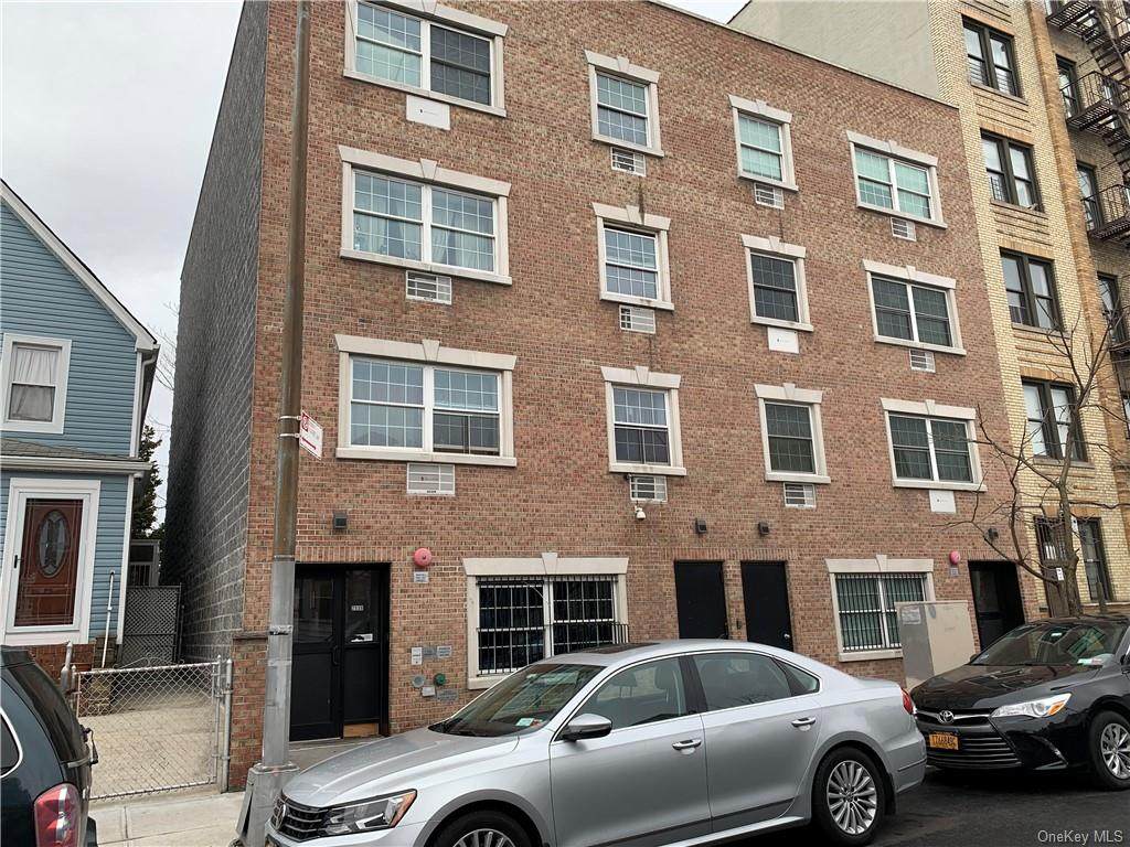 2538 Holland - Photo 1