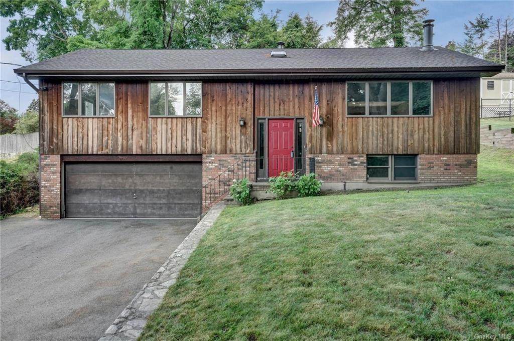1480 Riverview Avenue - Photo 1