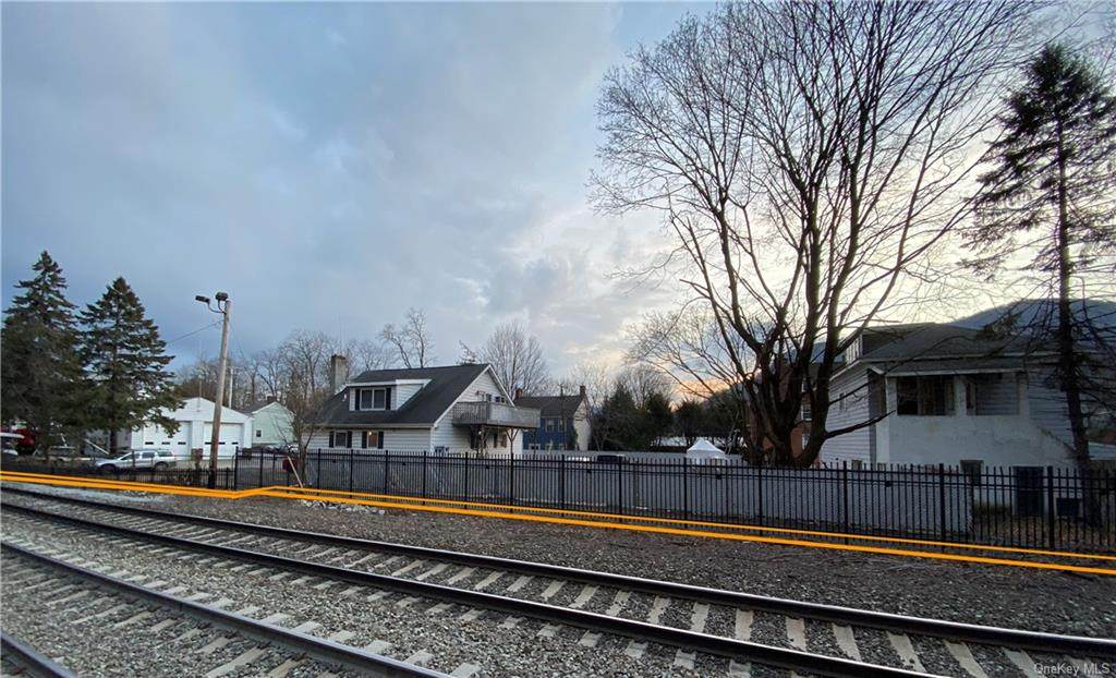 25 Main Street - Photo 1