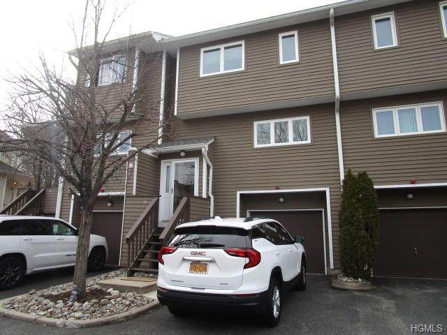 76 Village Green - Photo 1
