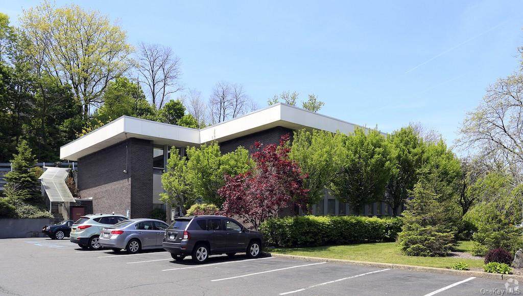 77 Tarrytown Road - Photo 1