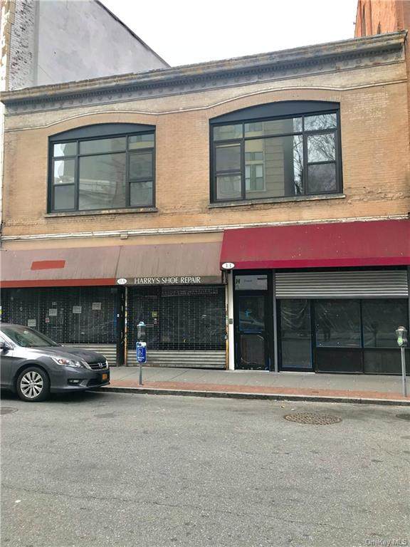 13 Broadway - Photo 1
