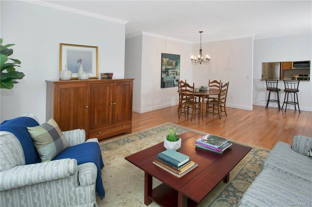 16 Rockledge - Photo 1
