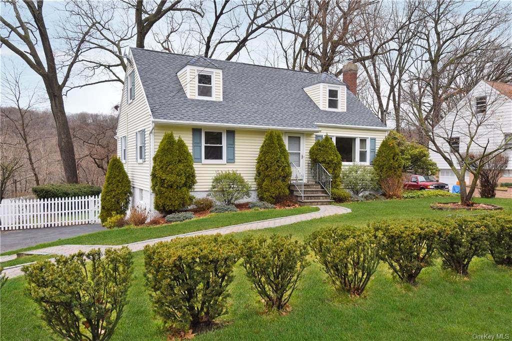 1164 Dobbs Ferry Road - Photo 1