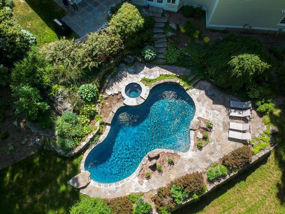 49 Sumner Road - Photo 1