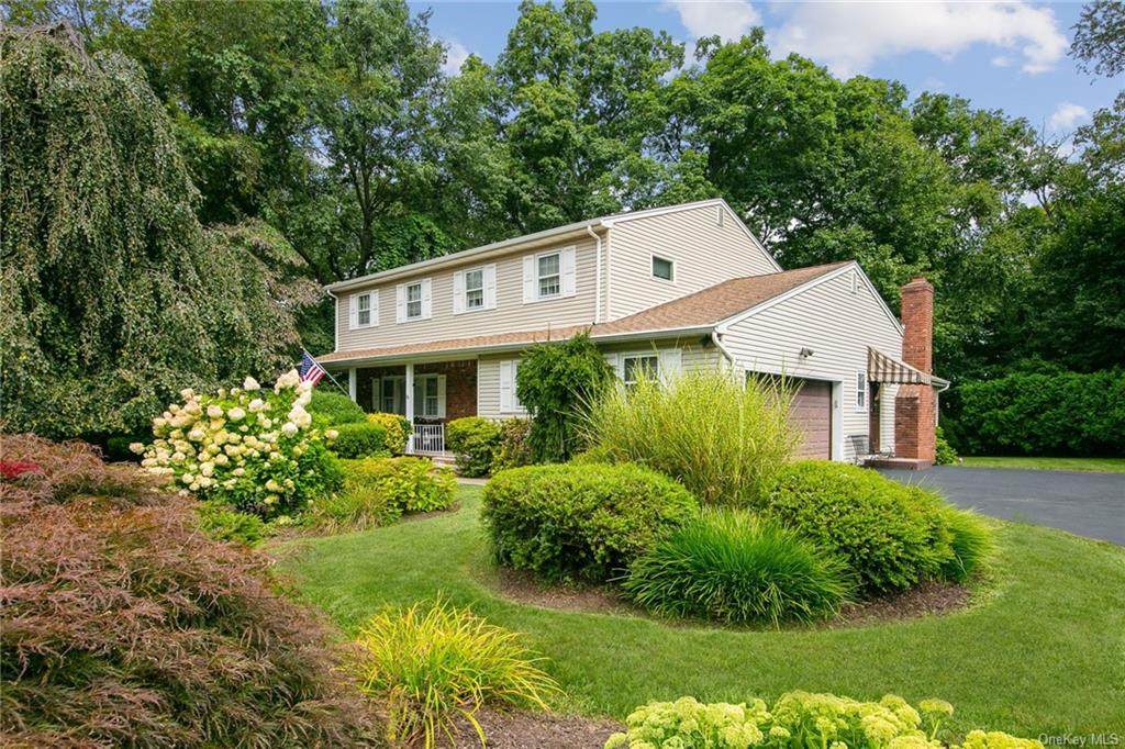 30 Sagamore Avenue - Photo 1