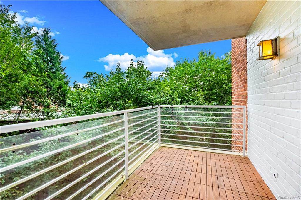 3135 Johnson Avenue - Photo 1