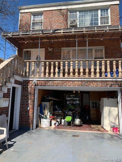 2221 Cross Bronx Expressway - Photo 1