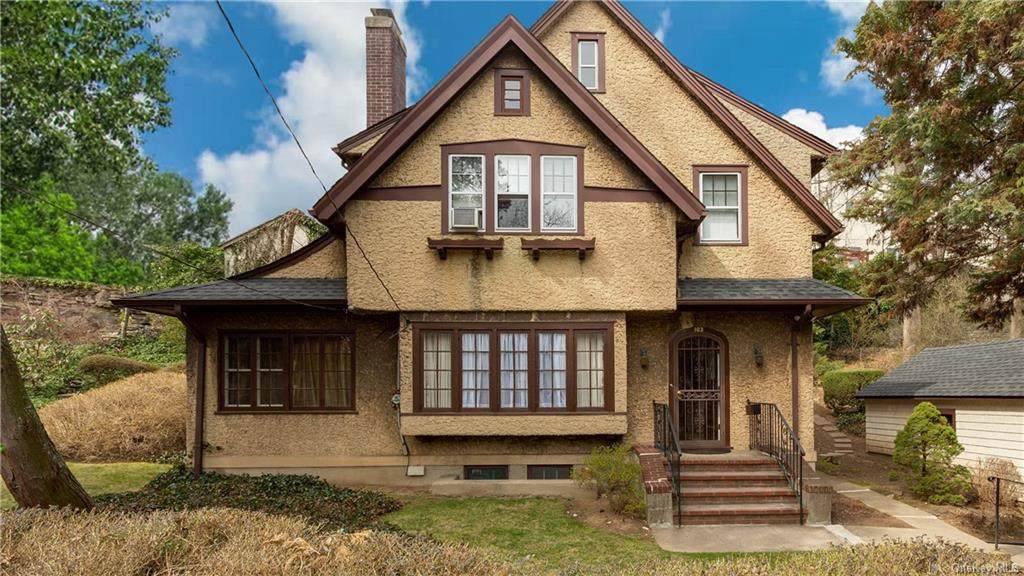 103 Parkview Avenue - Photo 1