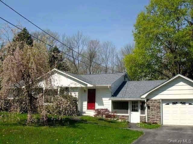 390 Quaker Street - Photo 1
