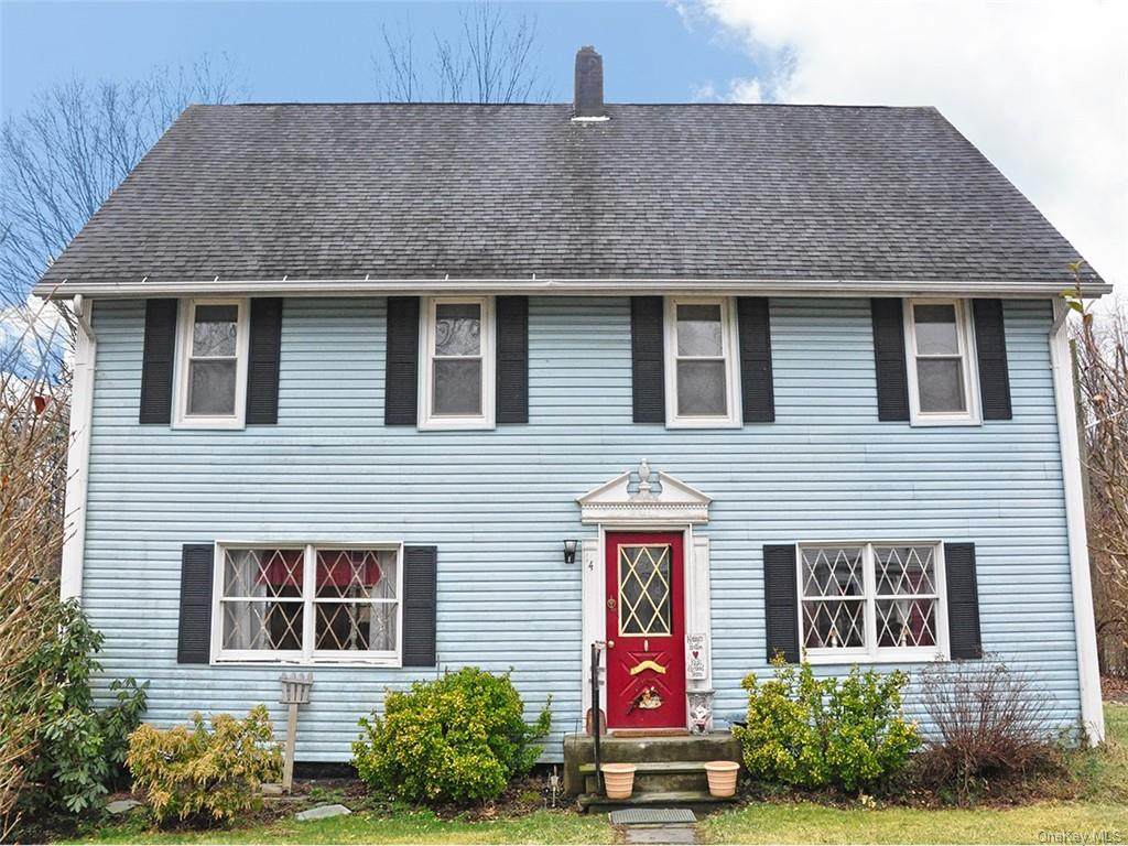 14 Railroad Avenue - Photo 1