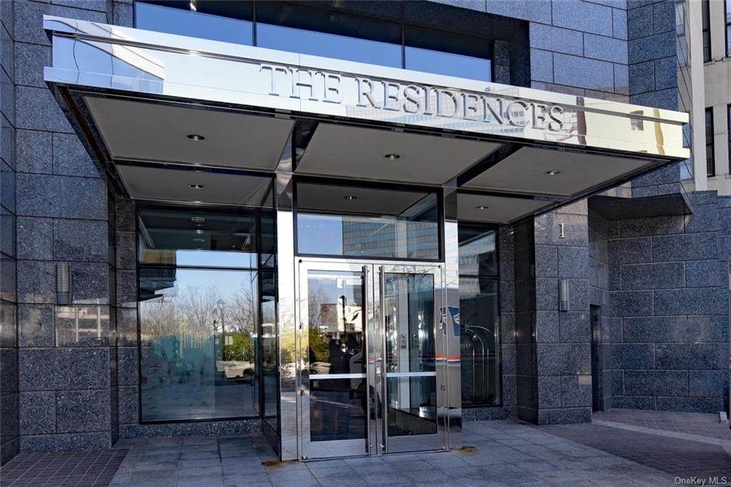 1 Renaissance Square - Photo 1
