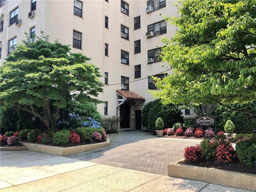 17 Chatsworth - Photo 1