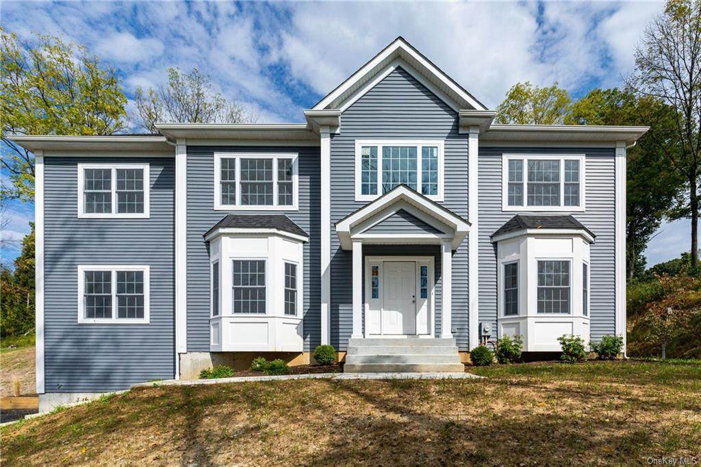 38 Roundhill - Photo 1