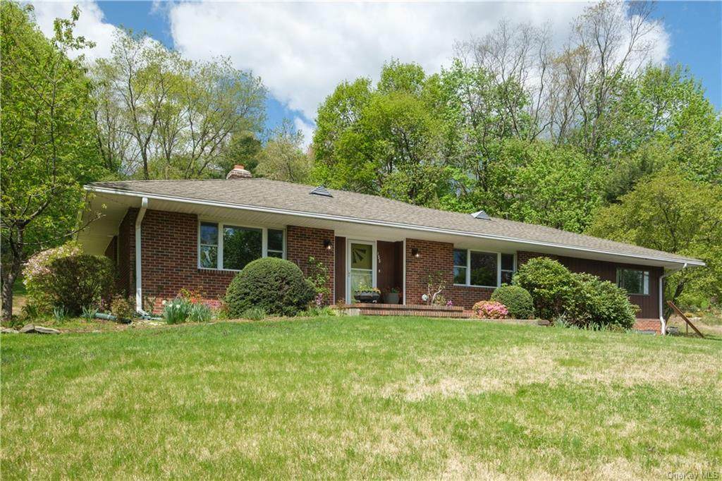 155 Hungry Hollow Road - Photo 1 155 Hungry Hollow Road - Photo 1