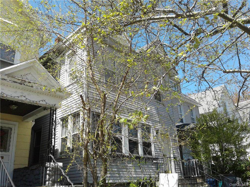 7 Crescent Place - Photo 1