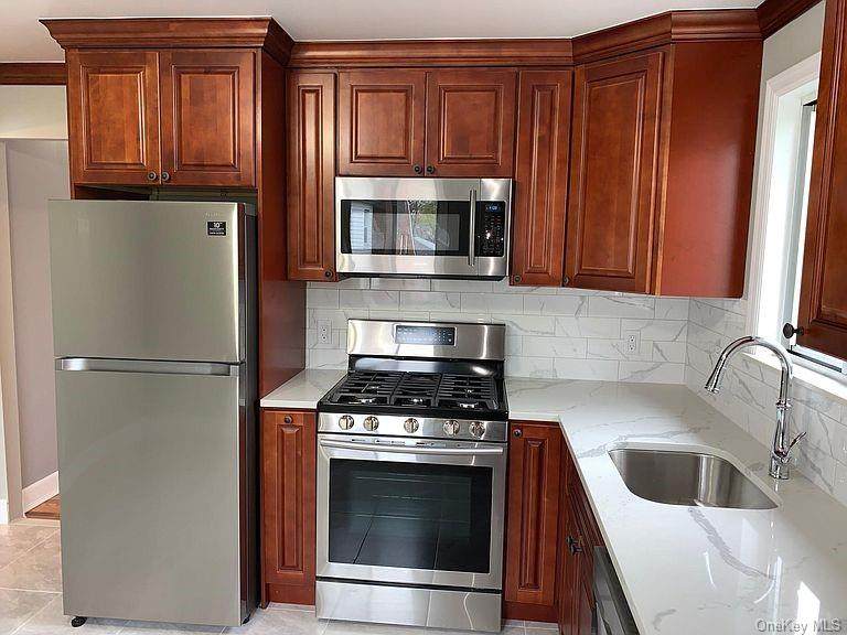 172 First Street - Photo 1